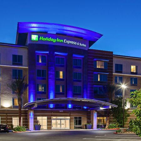Holiday Inn Express & Suites Anaheim Resort Area By Ihg Exterior foto