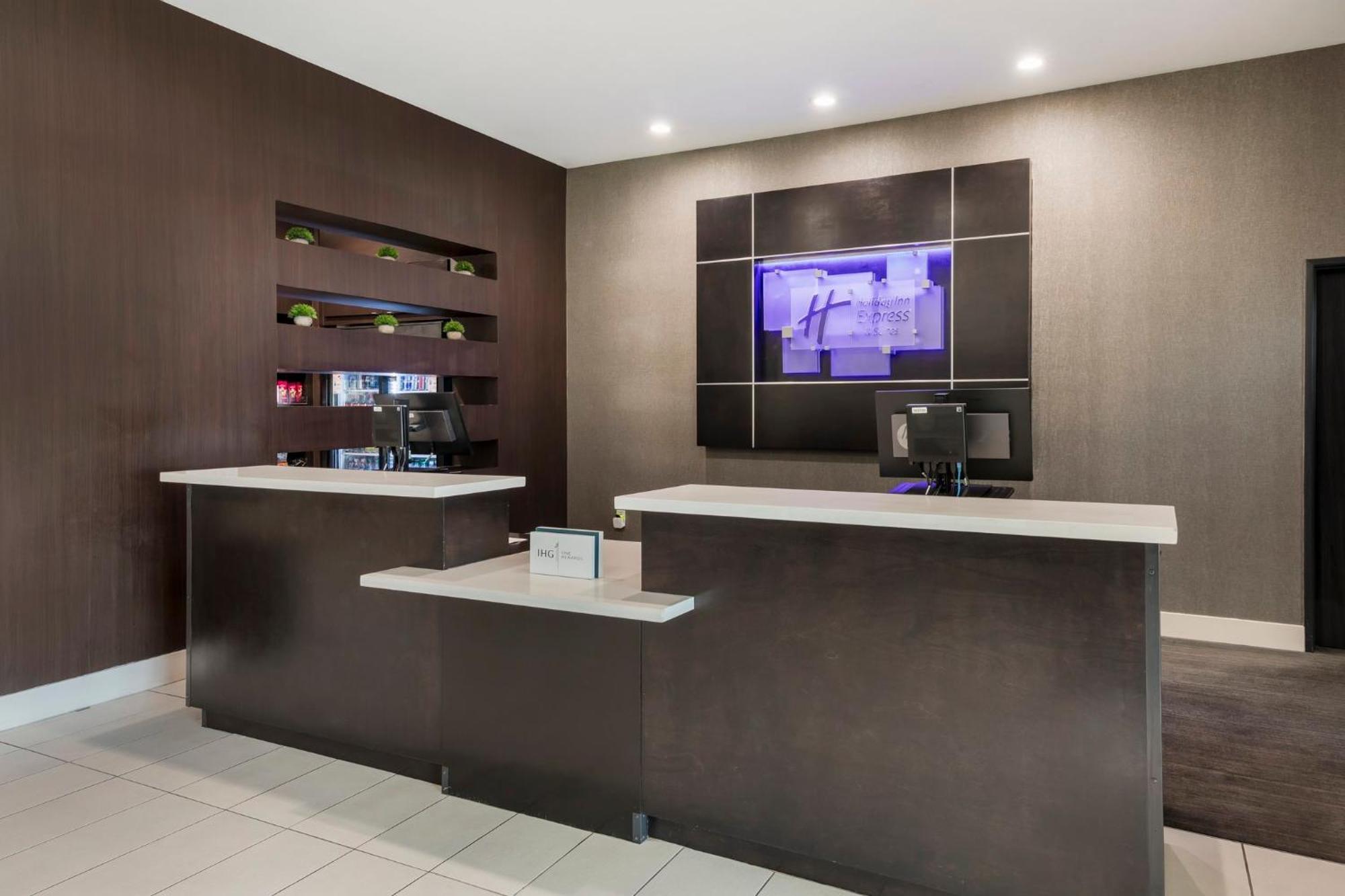Holiday Inn Express & Suites Anaheim Resort Area By Ihg Exterior foto